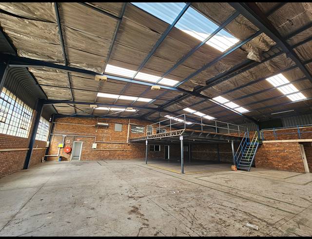 837M² WAREHOUSE FOR SALE IN TUNNEY